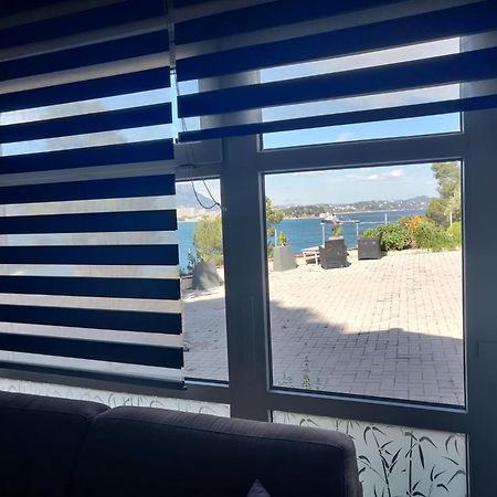 Villa-Chateau Les Terrasses - Tamaris, Plage Des Sablettes, Mer Au Bas De La Propriete La Seyne-sur-Mer Buitenkant foto