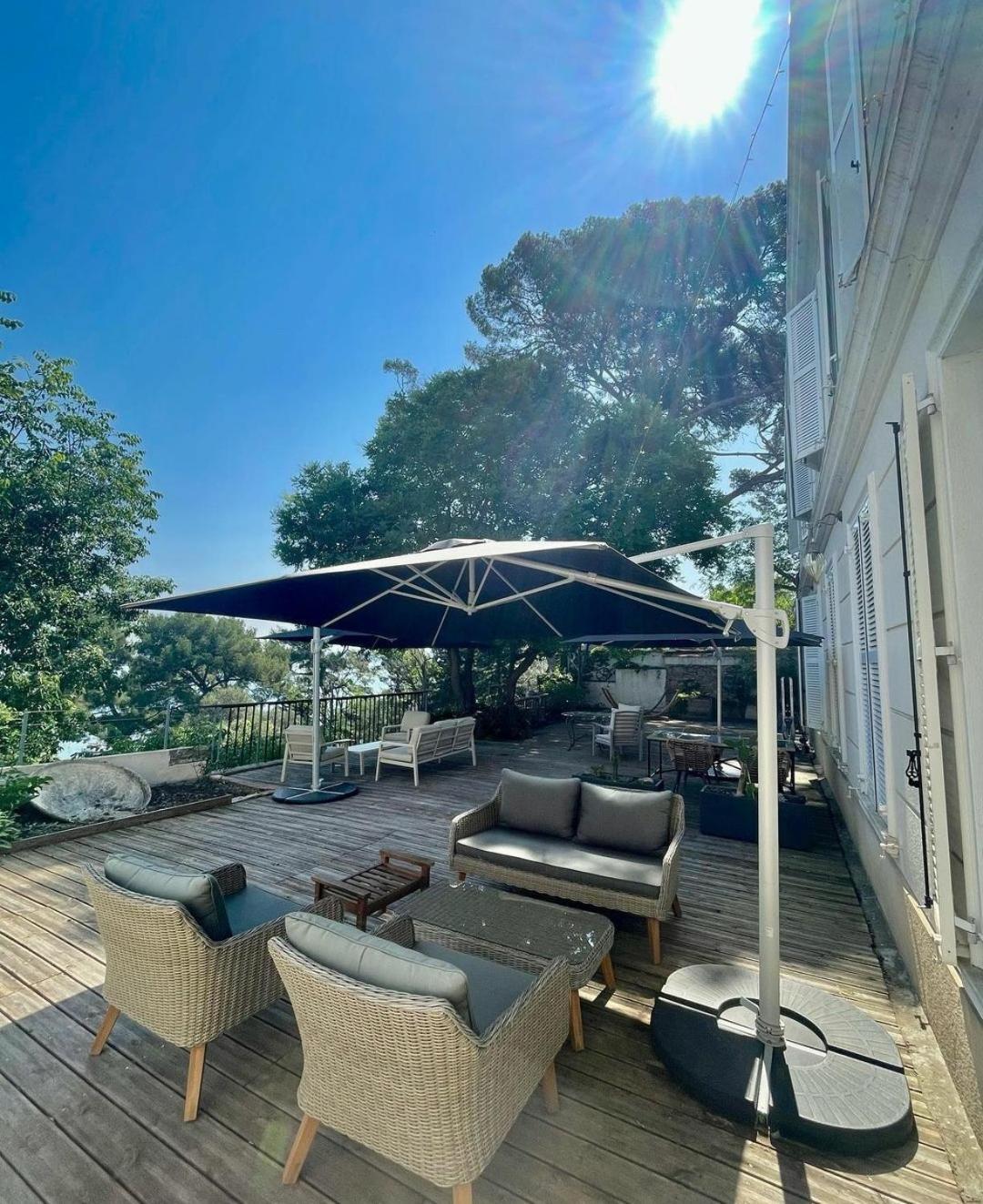 Villa-Chateau Les Terrasses - Tamaris, Plage Des Sablettes, Mer Au Bas De La Propriete La Seyne-sur-Mer Buitenkant foto
